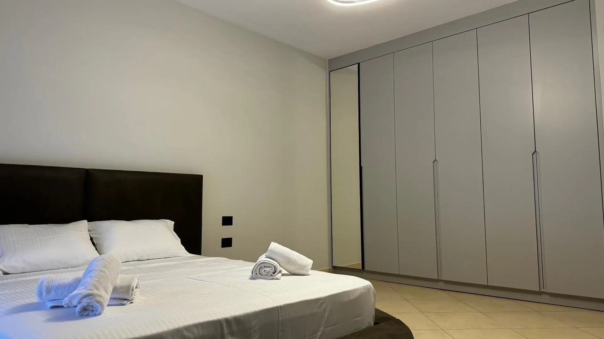 Prive Luxury Apartments Vlore 0*,  Albania