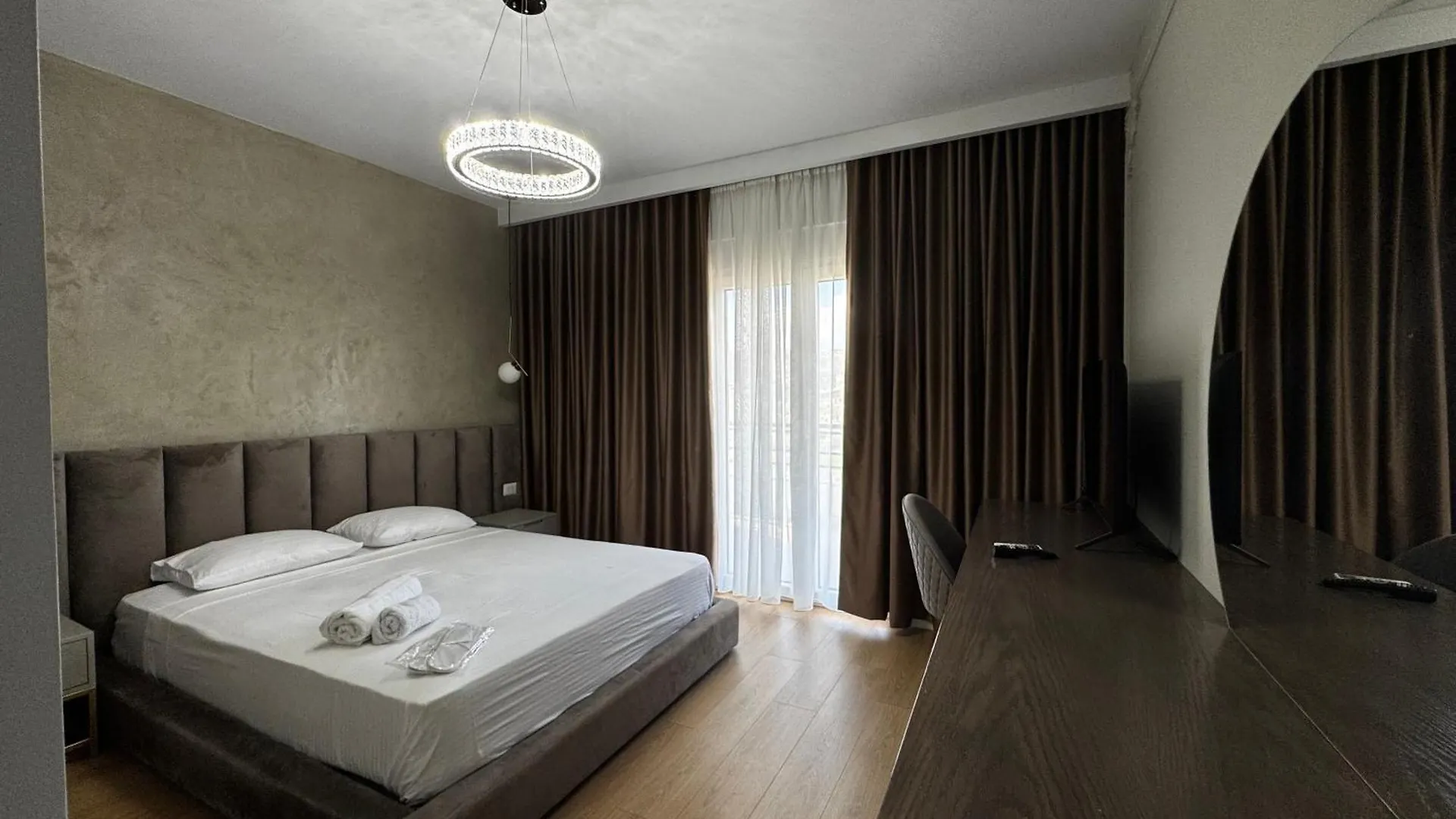 Prive Luxury Apartments Vlore 0*,